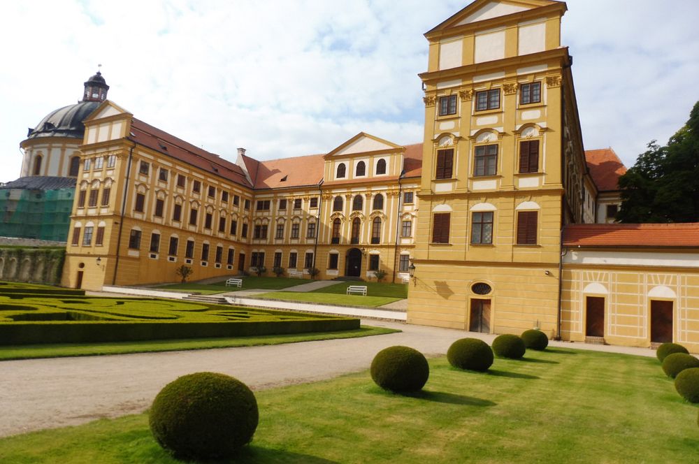  Údolím říčky Rokytné 