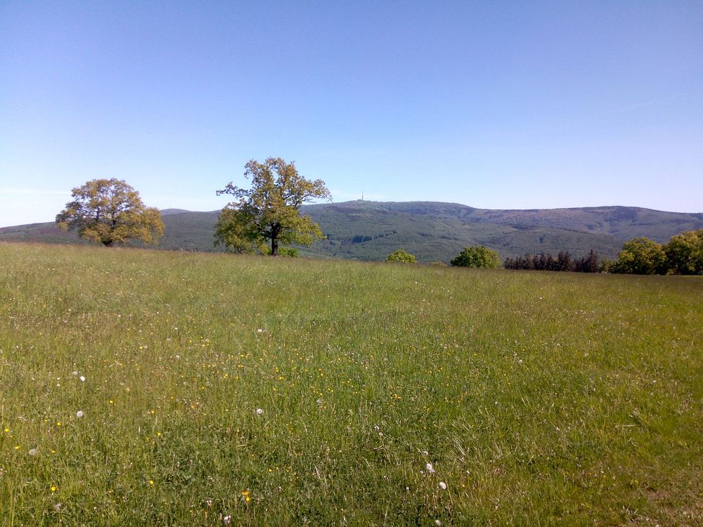  Loukami Bílých Karpat na Velkou Javořinu  