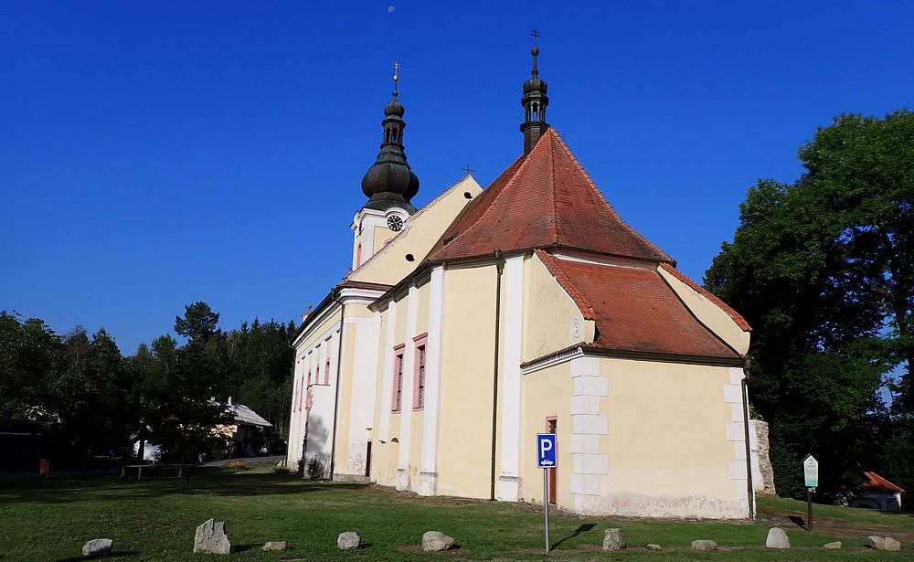 Novohradské hory kolem hranice