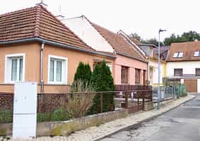 Nouzové kolonie v Brně
