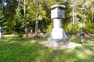 Hradská silnice  <i class="fa-solid fa-book-open"/>